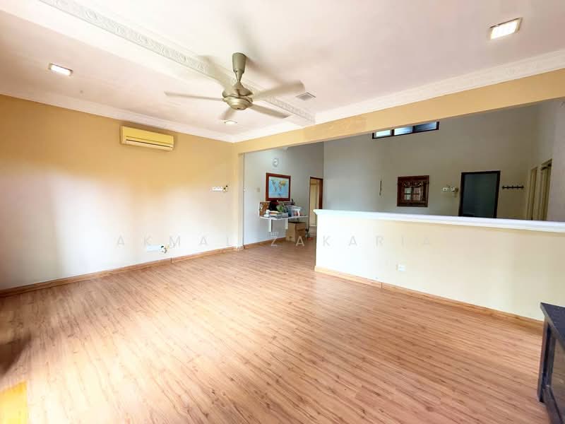 2-storey Terraced House for Sale in Puchong (Selangor) - Akmal Zakaria - PropertyGuru.com.my