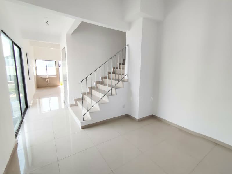 3-storey Terraced House for Sale in Taman Sri Muda (Shah Alam) - N. Melisa - Interior - PropertyGuru.com.my