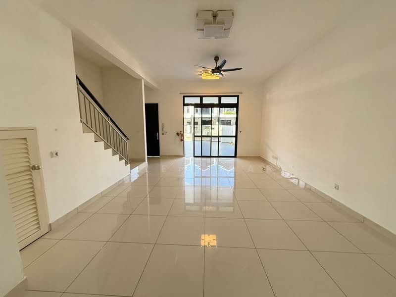 Terraced House for Sale in Johor Bahru (Johor) - Ellen Yeap - Living Room - PropertyGuru.com.my