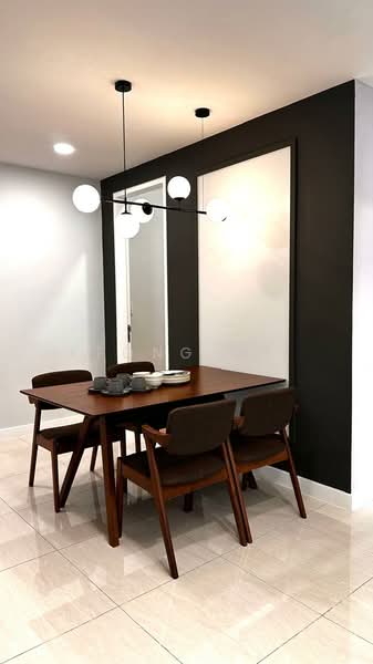 Service Residence for Rent at The Sentral Suites - Kfong Lee - Dining Room - PropertyGuru.com.my