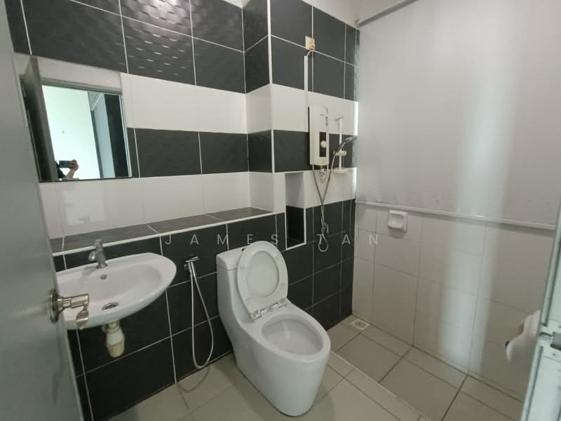 Service Residence for Rent at The Sky Executive Suites - James Tan - Bathroom - PropertyGuru.com.my