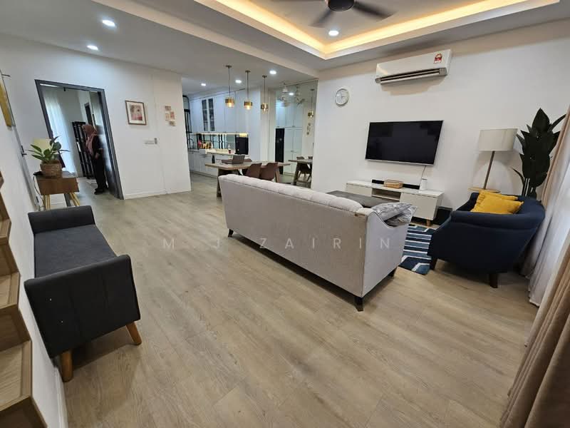 Terraced House for Sale in Cyberjaya (Selangor) - M.J Zairin - Living Room - PropertyGuru.com.my