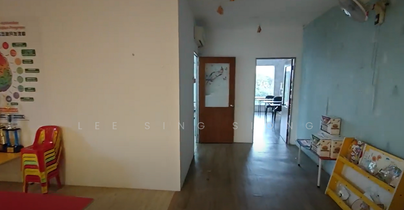 Office for Rent in Sungai Buloh (Selangor) - Lee Sing Siong - Corridor - PropertyGuru.com.my
