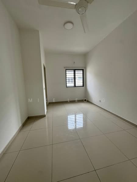 Rumah Teres 2 Tingkat untuk Dijual di Bandar Rimbayu (Telok Panglima Garang) - Mike Leong - Interior - PropertyGuru.com.my
