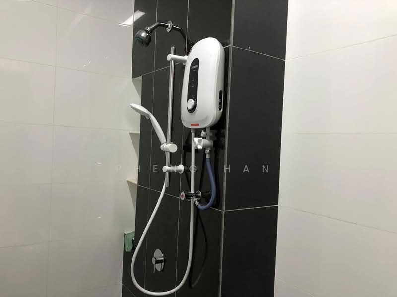 The Clovers untuk Untuk Disewa - RM 1,800 /bulan, Feb 2026 - Bathroom - PropertyGuru.com.my