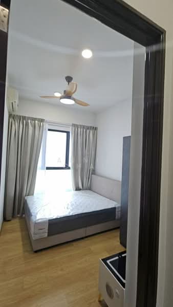 Bay Laurel @ Country Garden Danga Bay untuk Untuk Disewa - RM 3,000 /bulan, Mac 2026 - Bedroom - PropertyGuru.com.my