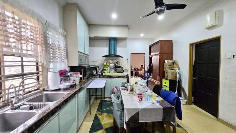 2-storey Terraced House for Sale in Bandar Baru Bangi (Selangor) - Akmal Zakaria - Kitchen - PropertyGuru.com.my