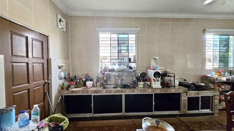 2-storey Terraced House for Sale in Bandar Baru Bangi (Selangor) - Akmal Zakaria - Kitchen - PropertyGuru.com.my