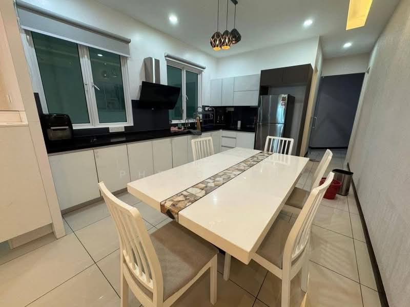 The Clovers untuk Untuk Disewa - RM 2,500 /bulan, Feb 2026 - Kitchen - PropertyGuru.com.my