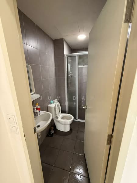 Service Residence for Rent at Savanna Executive Suite @ Southville City - JUMIDAH (JUE) - Bathroom - PropertyGuru.com.my