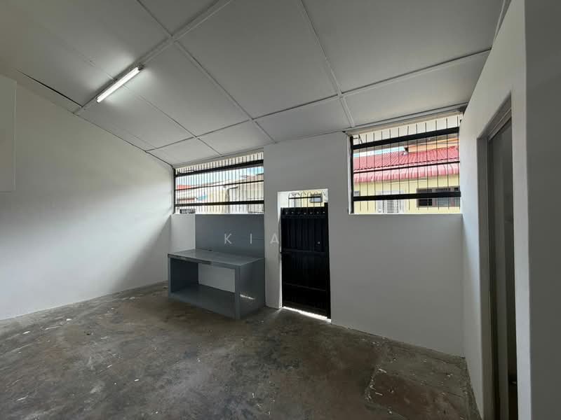 1-storey Terraced House for Rent in Taman Sentosa (Johor Bahru) - Kia . - Interior - PropertyGuru.com.my