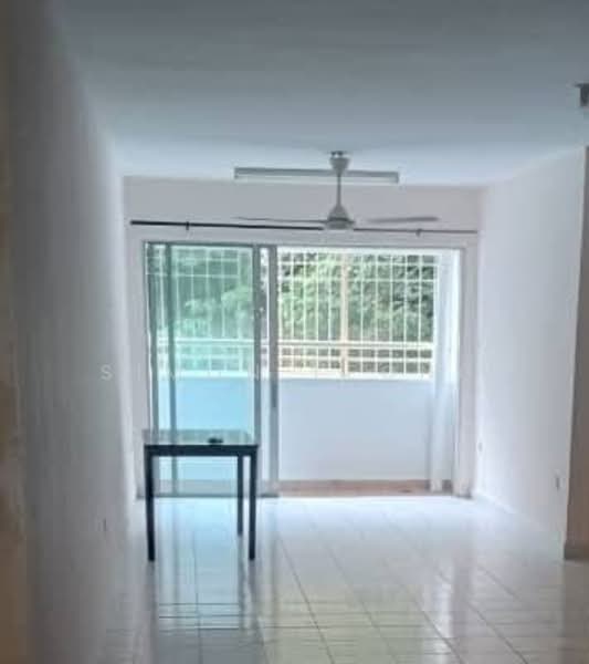 Flora Damansara Apartment untuk Untuk Dijual - RM 215,000, Mac 2026 - Living Room - PropertyGuru.com.my