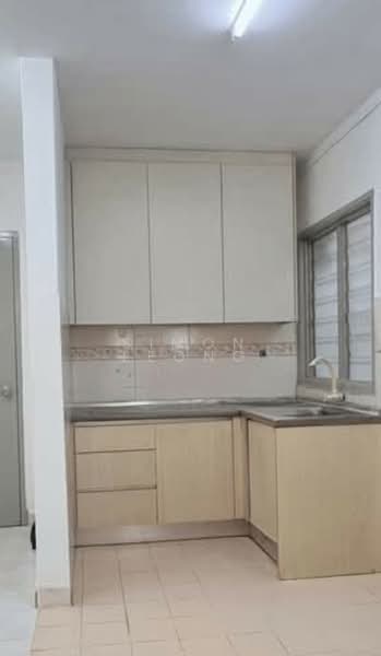 Flora Damansara Apartment untuk Untuk Dijual - RM 215,000, Mac 2026 - Kitchen - PropertyGuru.com.my