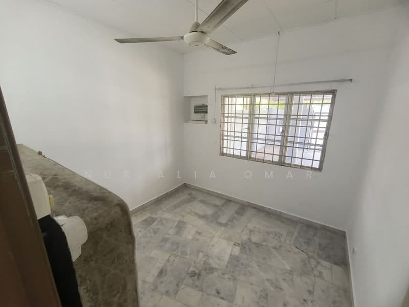 1.5-storey Terraced House for Sale in Bukit Raja (Selangor) - Nur Alia Omar - Interior - PropertyGuru.com.my