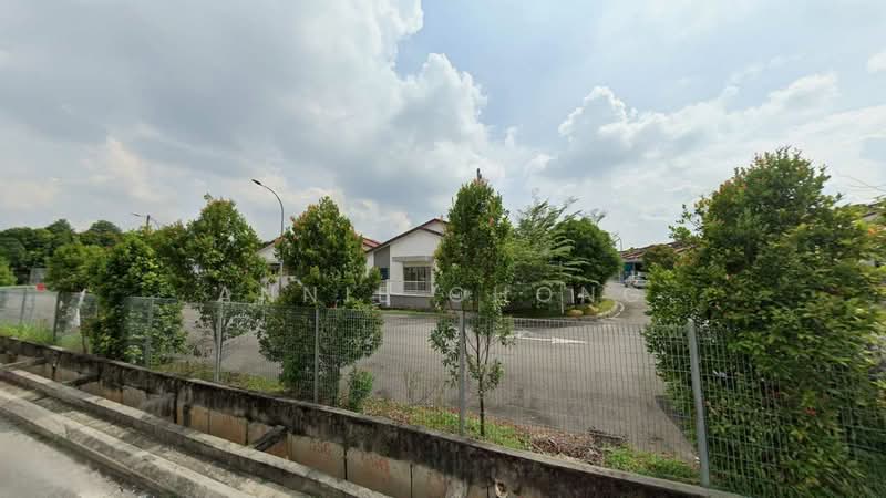 Terraced House for Sale in Bandar Putera 2 (Klang) - Annie Chong - Exterior - PropertyGuru.com.my