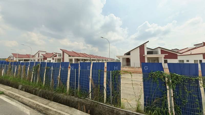 Terraced House for Sale in Bandar Putera 2 (Klang) - Annie Chong - Exterior - PropertyGuru.com.my