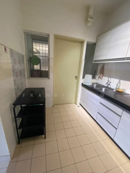 Apartment for Rent at Vista Hatamas - Frankie Ong - Kitchen - PropertyGuru.com.my