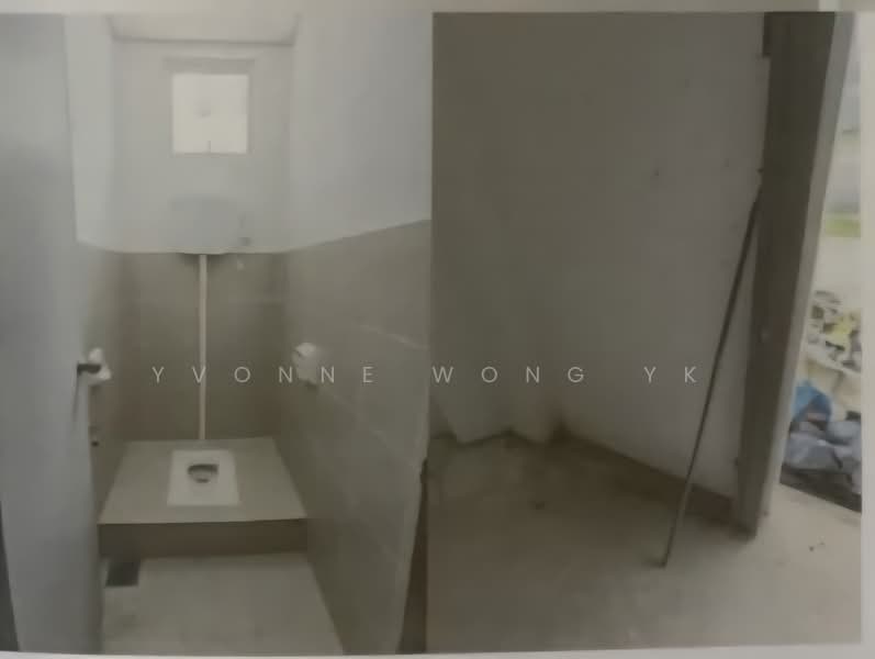 Shop / Office for Rent in Taman Bestari Perdana (Pasir Gudang) - Yvonne Wong YK - Bathroom - PropertyGuru.com.my