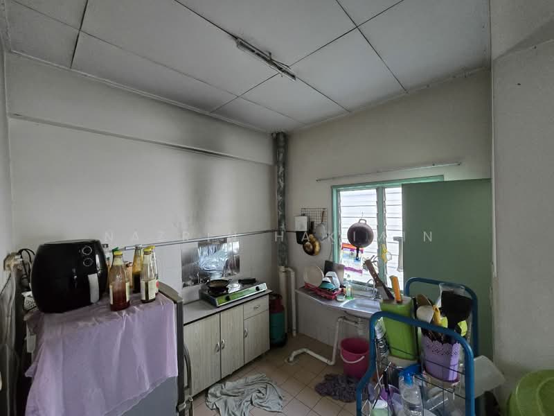 Apartment for Sale at Perdana Park - Nazrin Hakimin - Kitchen - PropertyGuru.com.my