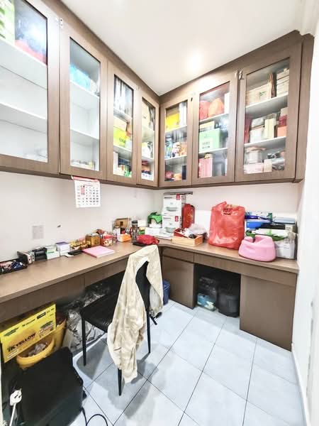 2-storey Terraced House for Sale in Taman Desa Jaya (Johor Bahru) - Yik Tat - Study - PropertyGuru.com.my