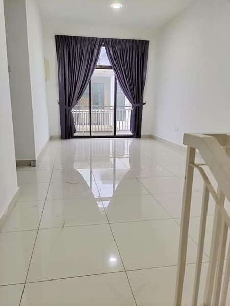 Semi-Detached House for Sale in Taman Pulai Hijauan (Skudai) - Seven Kong - Balcony - PropertyGuru.com.my