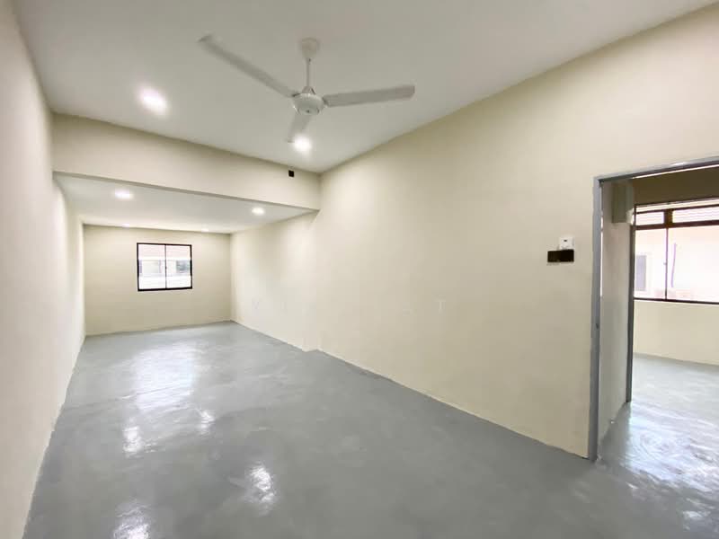 Semi-Detached House for Sale in Taman Pelangi (Johor Bahru) - Yik Tat - Interior - PropertyGuru.com.my