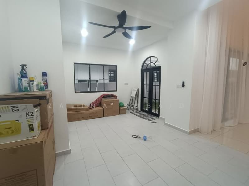 Semi-Detached House for Sale in Elmina (Shah Alam) - Zalina Zubaidi - Living Room - PropertyGuru.com.my