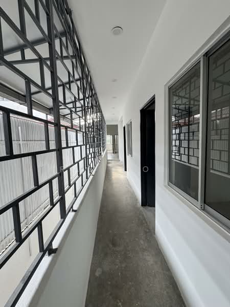 Shop for Sale in Taman Midah (Cheras) - Ray Khoo - Corridor - PropertyGuru.com.my