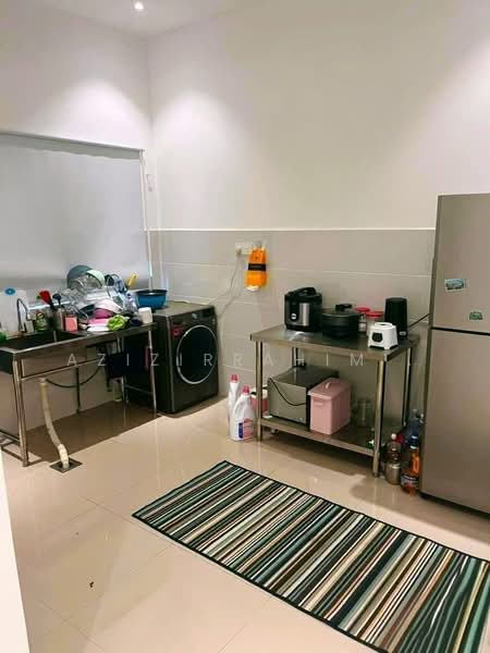 Semi-Detached House for Rent in Sepang (Selangor) - Azizirrahim . - Kitchen - PropertyGuru.com.my