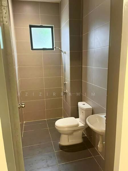 Semi-Detached House for Rent in Sepang (Selangor) - Azizirrahim . - Bathroom - PropertyGuru.com.my