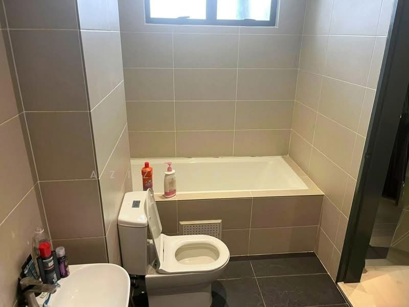 Semi-Detached House for Rent in Sepang (Selangor) - Azizirrahim . - Bathroom - PropertyGuru.com.my
