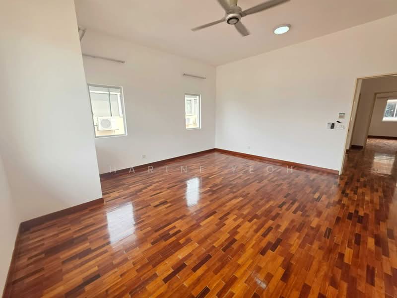 Semi-Detached House for Sale in Setia Alam (Selangor) - Sharine Yeoh - Living Room - PropertyGuru.com.my