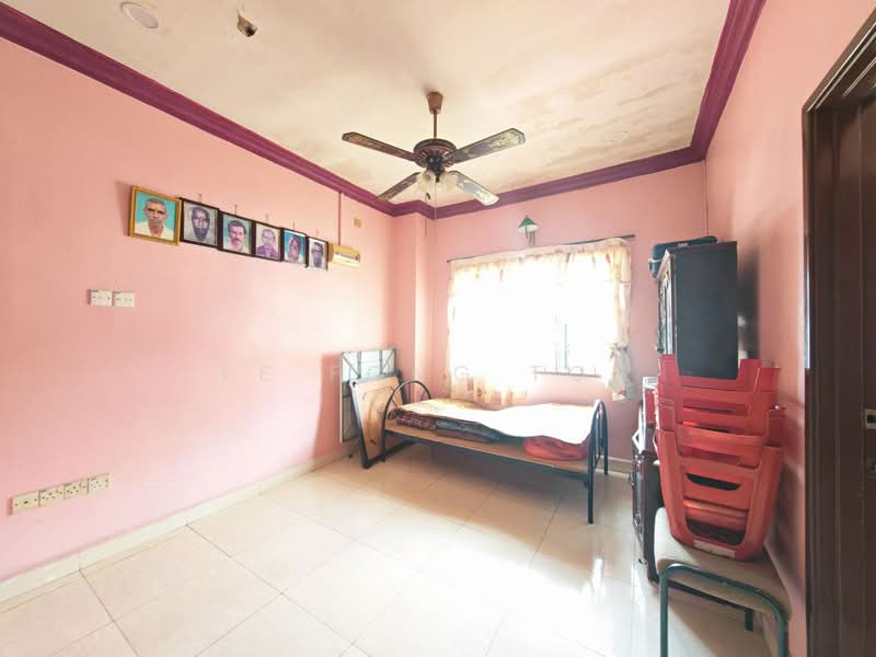 Mount Austin Mounts Austins untuk Untuk Dijual - RM 780,000, Feb 2026 - Bedroom - PropertyGuru.com.my