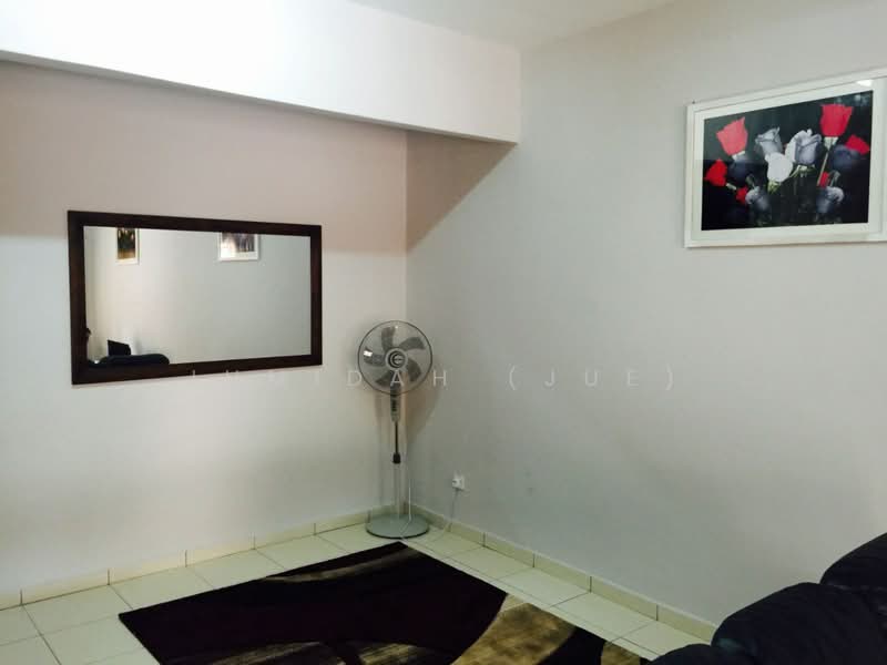 2-storey Terraced House for Rent in Seksyen 3 (Bangi) - JUMIDAH (JUE) - Living Room - PropertyGuru.com.my