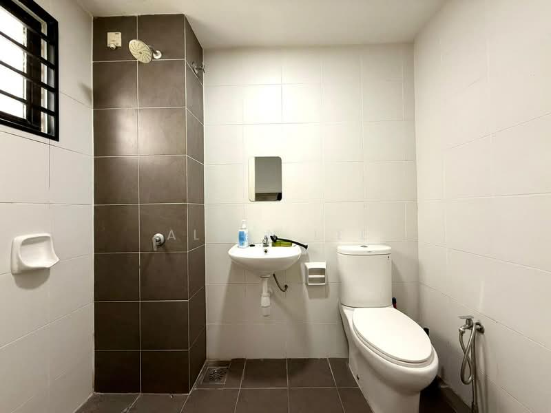 2-storey Terraced House for Sale in Shah Alam (Selangor) - Alwin Lee - Bathroom - PropertyGuru.com.my
