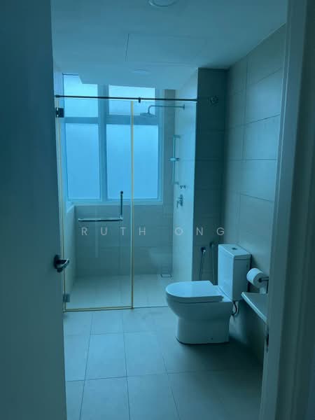Condominium for Rent at Ferringhi Residence 2 - Ruth Ong - Bathroom - PropertyGuru.com.my