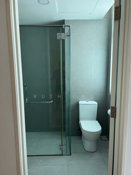 Condominium for Rent at Ferringhi Residence 2 - Ruth Ong - Bathroom - PropertyGuru.com.my