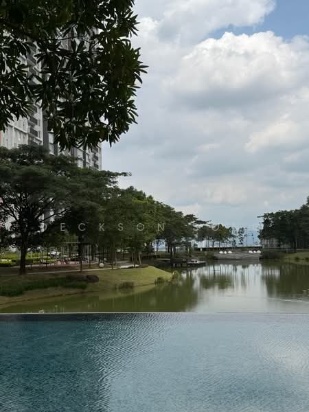 Emerald Hill untuk Untuk Disewa - RM 2,300 /bulan, Feb 2026 - Pool - PropertyGuru.com.my