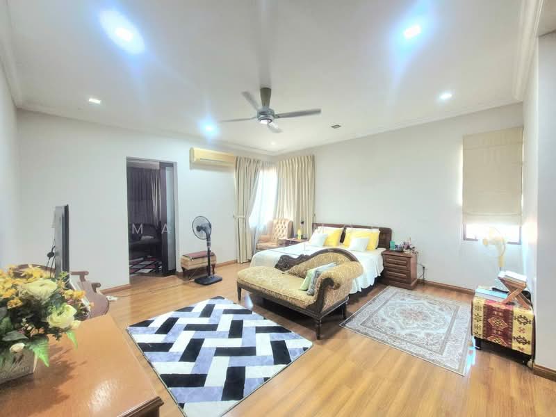 Semi-Detached House for Sale in Bandar Tun Hussein Onn (Cheras) - Mahzah Mohd Rapiee - Bedroom - PropertyGuru.com.my