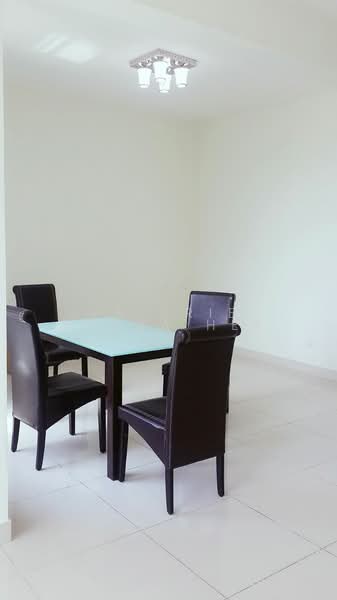 Kondominium untuk Dijual di The Z Residence - Valerie Venna Hee - Dining Room - PropertyGuru.com.my