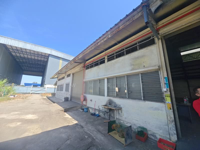 Semi-D Factory for Rent in Kawasan Perindustrian Prai (Perai) - Maw Her Lee - Exterior - PropertyGuru.com.my
