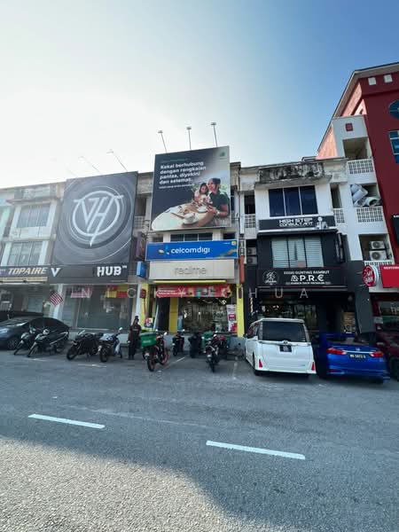 Shop / Office for Sale in Bandar Seri Putra (Bangi) - Nicky Chua - Exterior - PropertyGuru.com.my