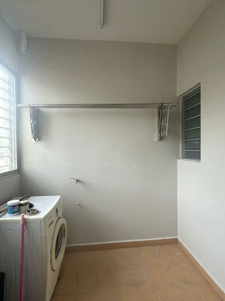 Condominium for Sale at Aman Heights Condominium - Jaguar . - Interior - PropertyGuru.com.my