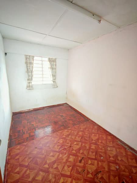 Desa Pakatan untuk Untuk Dijual - RM 220,000, Mac 2026 - Bedroom - PropertyGuru.com.my