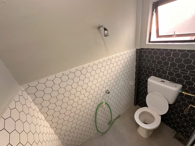 Pangsapuri Jentayu @ Kangkar Pulai untuk Untuk Dijual - RM 148,000, Feb 2026 - Bathroom - PropertyGuru.com.my