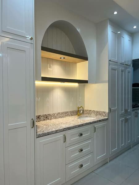 Service Residence for Sale at Razak City Residences (RC Residences) - Masnizah Arifin - Kitchen - PropertyGuru.com.my