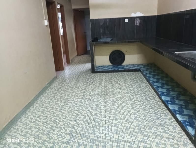 1-storey Terraced House for Sale in Kajang (Selangor) - Saiful Nizam - Kitchen - PropertyGuru.com.my