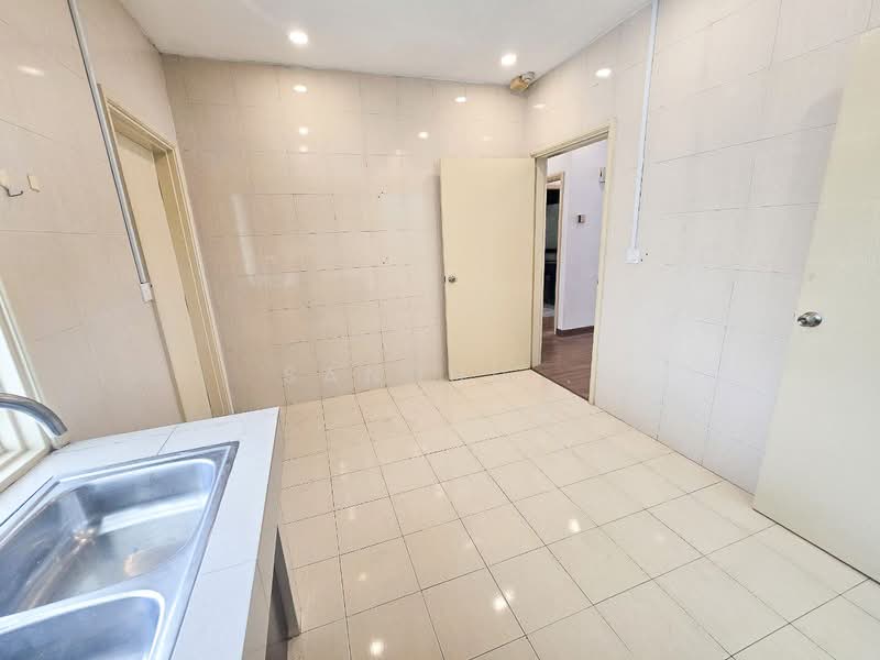 Wickham Residence untuk Untuk Disewa - RM 5,700 /bulan, Mac 2026 - Kitchen - PropertyGuru.com.my