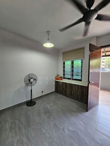 Untuk Disewa - Kristal View