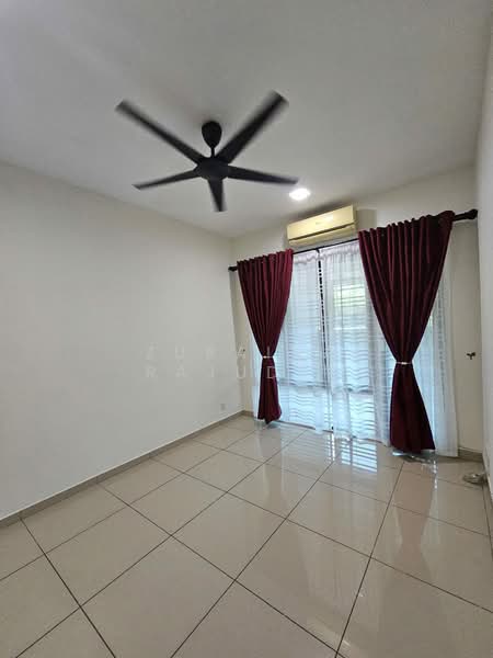 Untuk Disewa - Kristal View